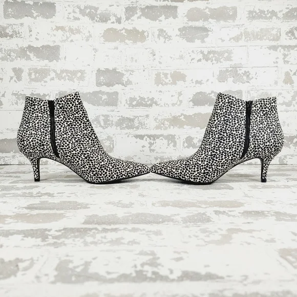NEW Kelly & Katie Arina Animal Print Black White High Heel Ankle Boots D839 - Picture 7 of 12
